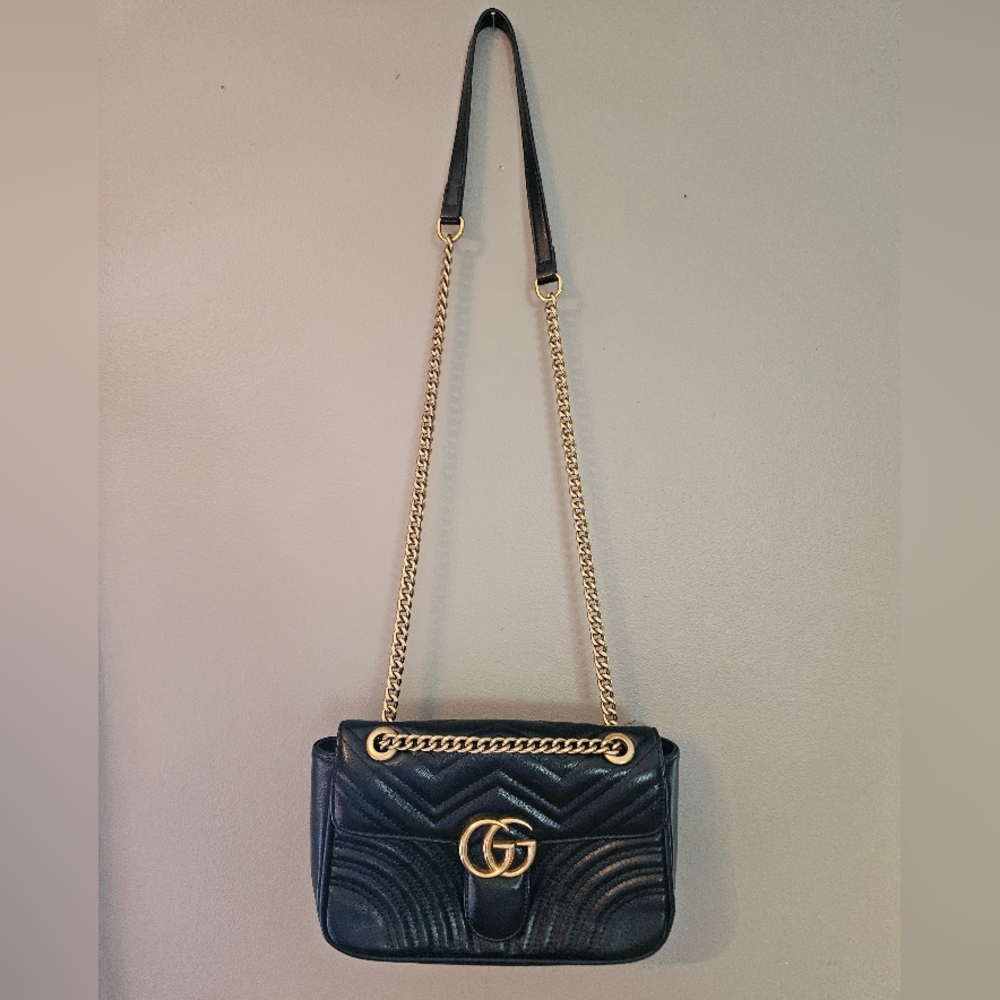 Gucci Black Quilted Crossbody Bag with Gold Chain